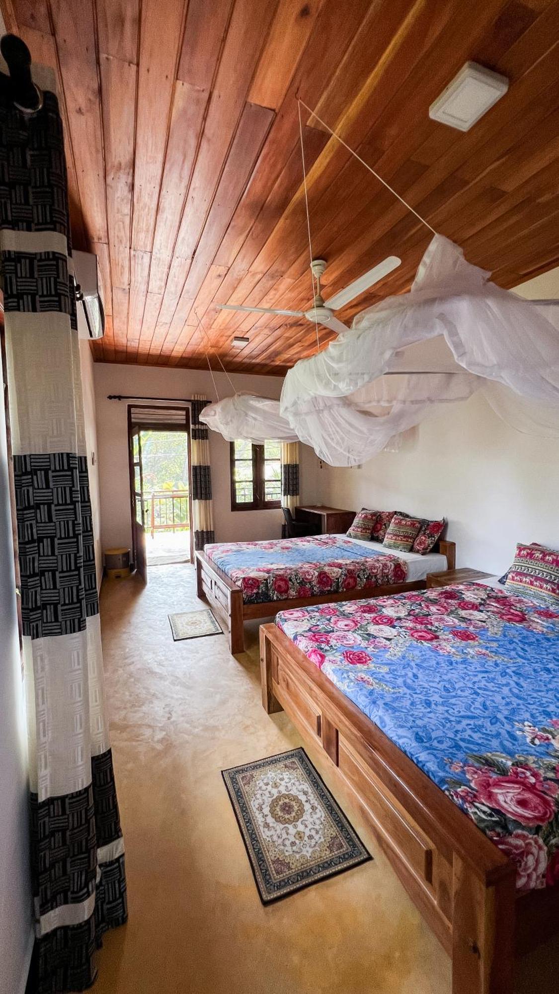 Relax Beach House Tangalle Exterior photo